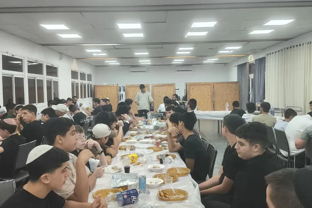 כיתה מול כיתה