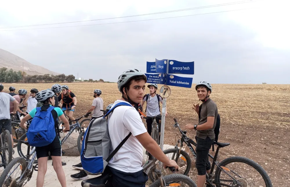 רכיבת אופניים בטיול