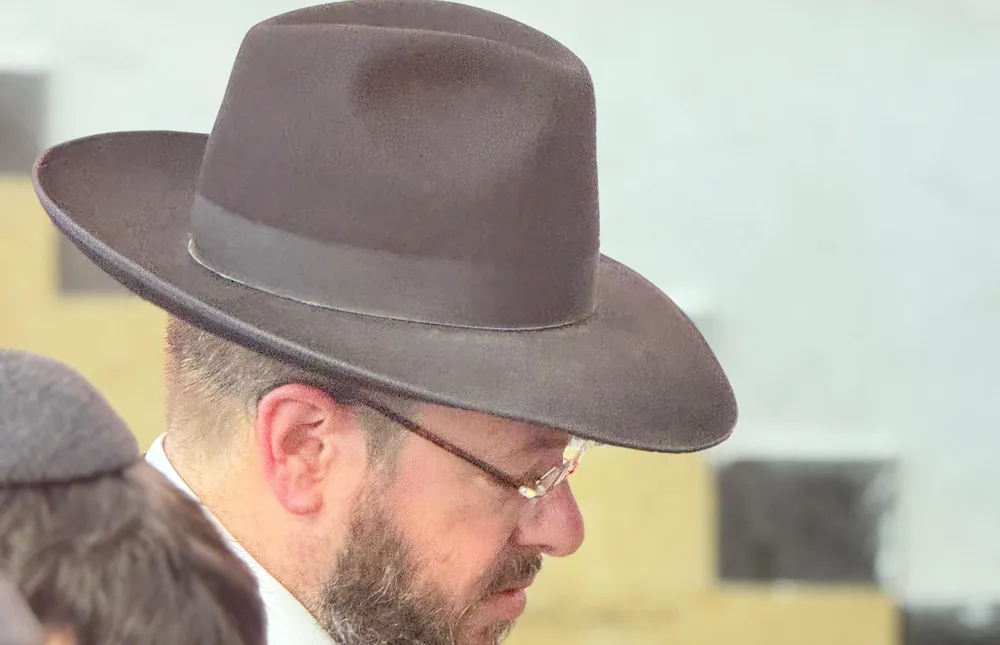 תפילה בציון הצדיק