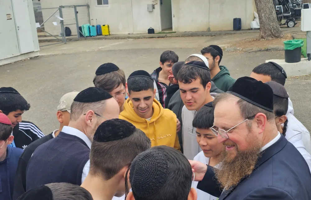 ברכה על כל בקבוק