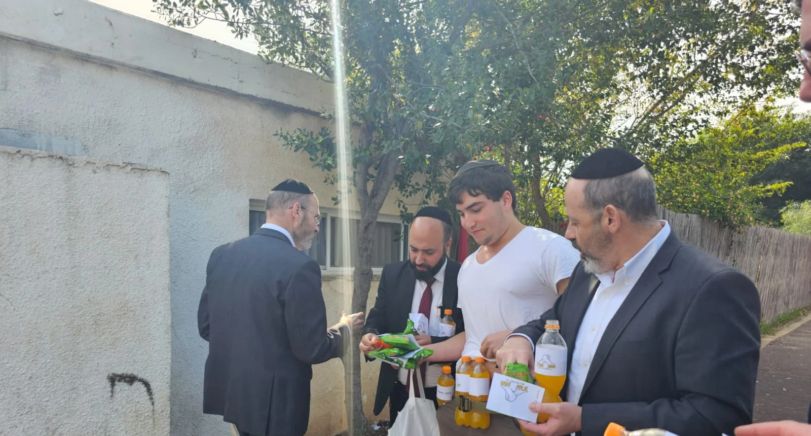 ברכה על כל בקבוק