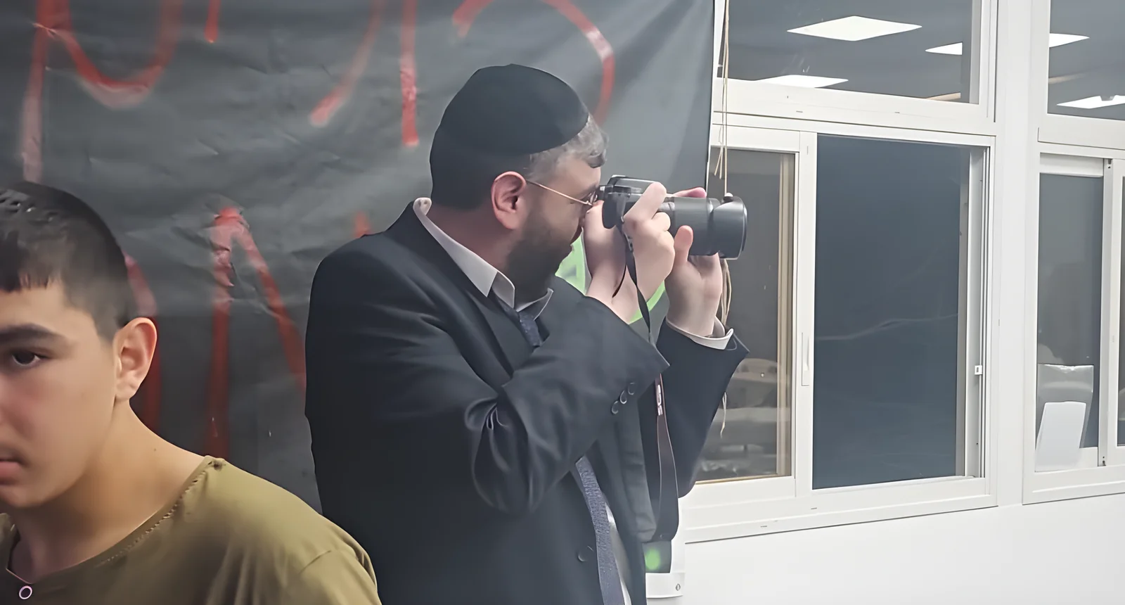 פורים בכל פינה