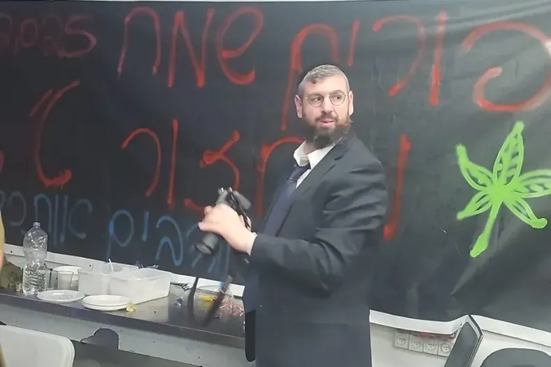 פורים בכל פינה