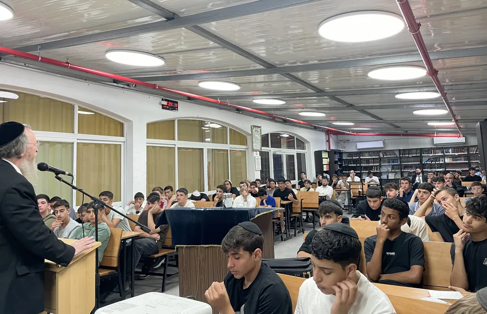 שיחת חיזוק בבית המדרש בליל שבת הישיבה - שבת שובה אצלנו