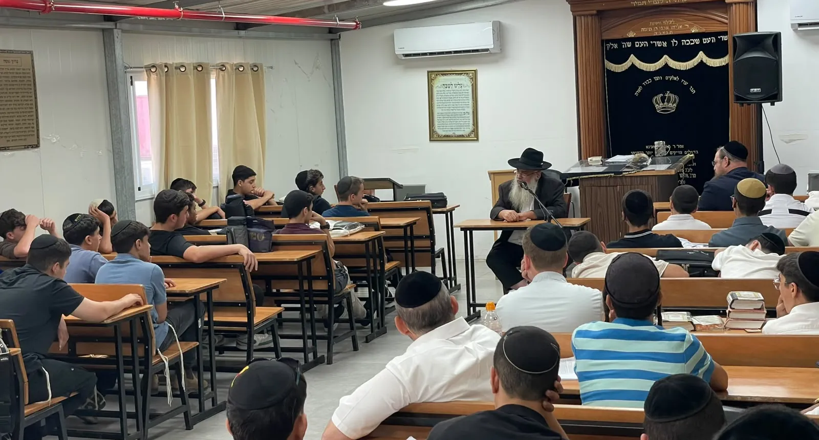 שיחת חיזוק בבית המדרש לקראת ראש השנה - הרב לוינשטיין אצלנו