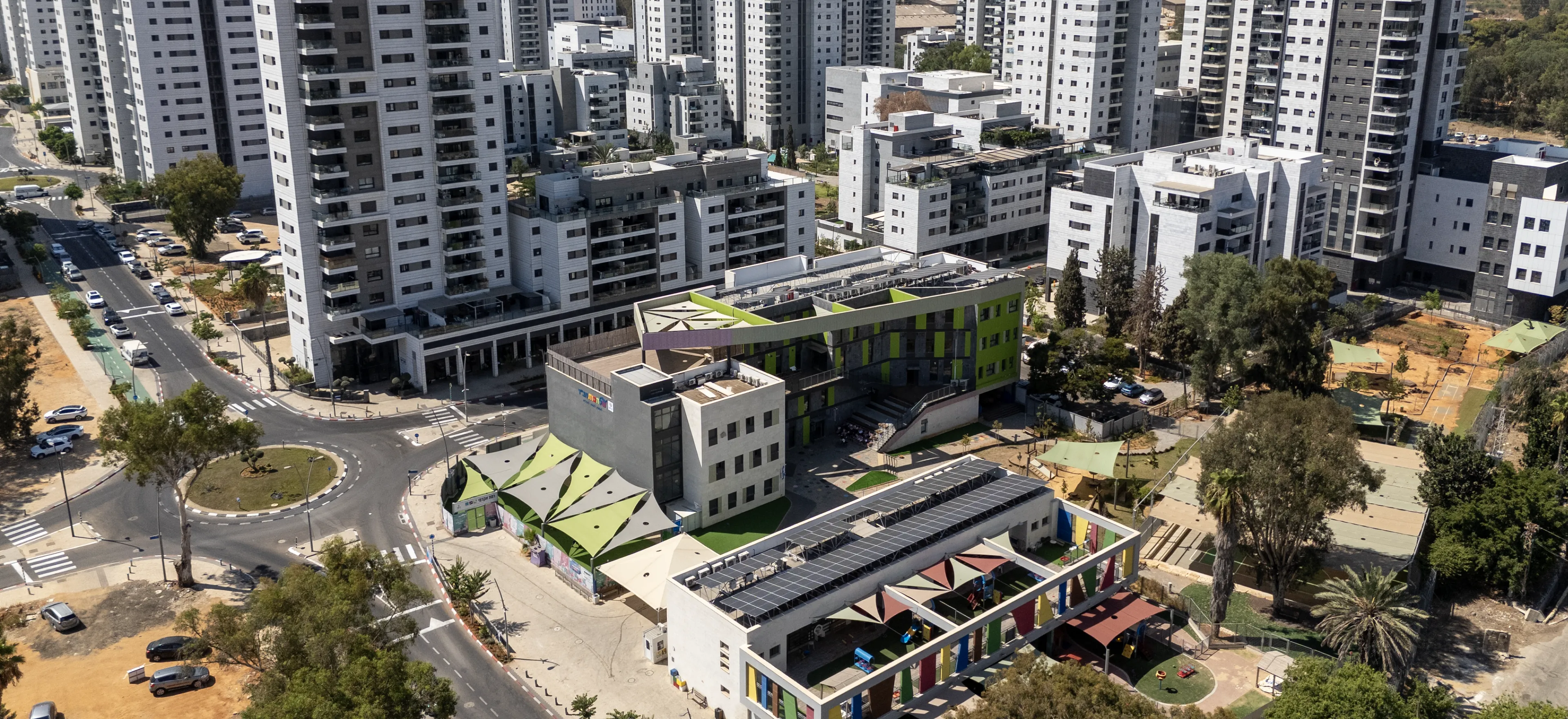 צילום הפתיחה של זיו אור באר יעקב